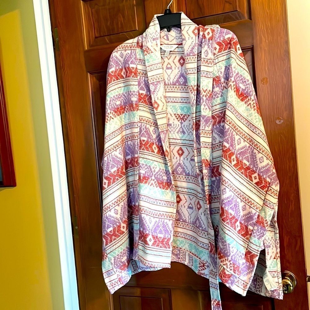 I Love H81 An American Brand BOHO wrap, unique and comfortable. One-size - Picture 2 of 16